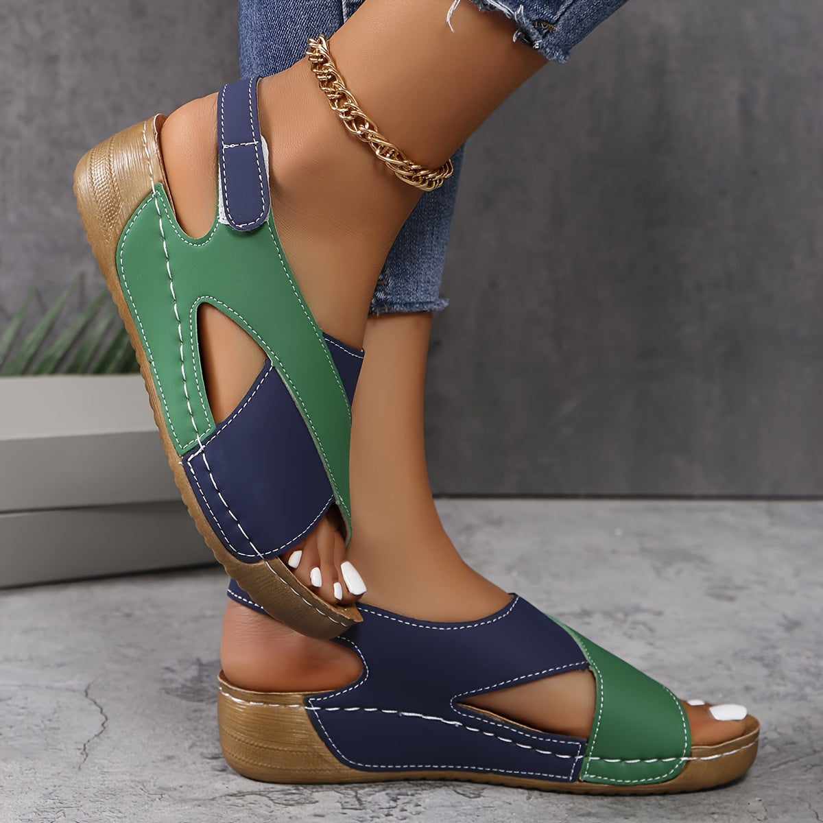 Sandalias cómodas con diseño casual y plantilla acolchada – LAURA