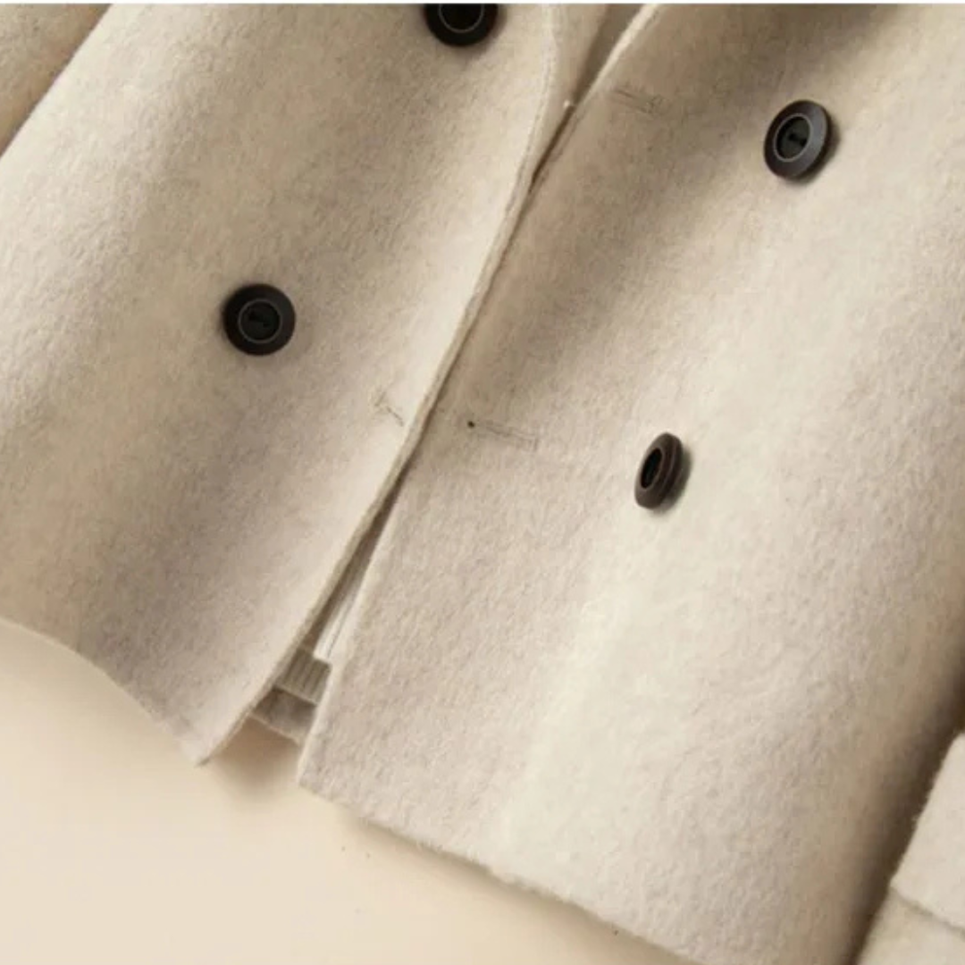 Chaqueta corta de lana con corte clásico para mujer – AIRLEA WoolElegance