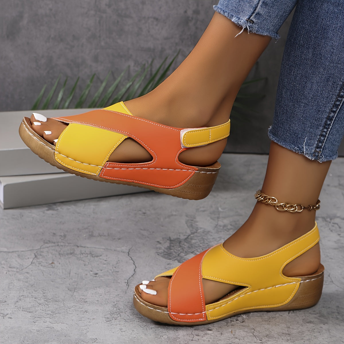 Sandalias cómodas con diseño casual y plantilla acolchada – LAURA