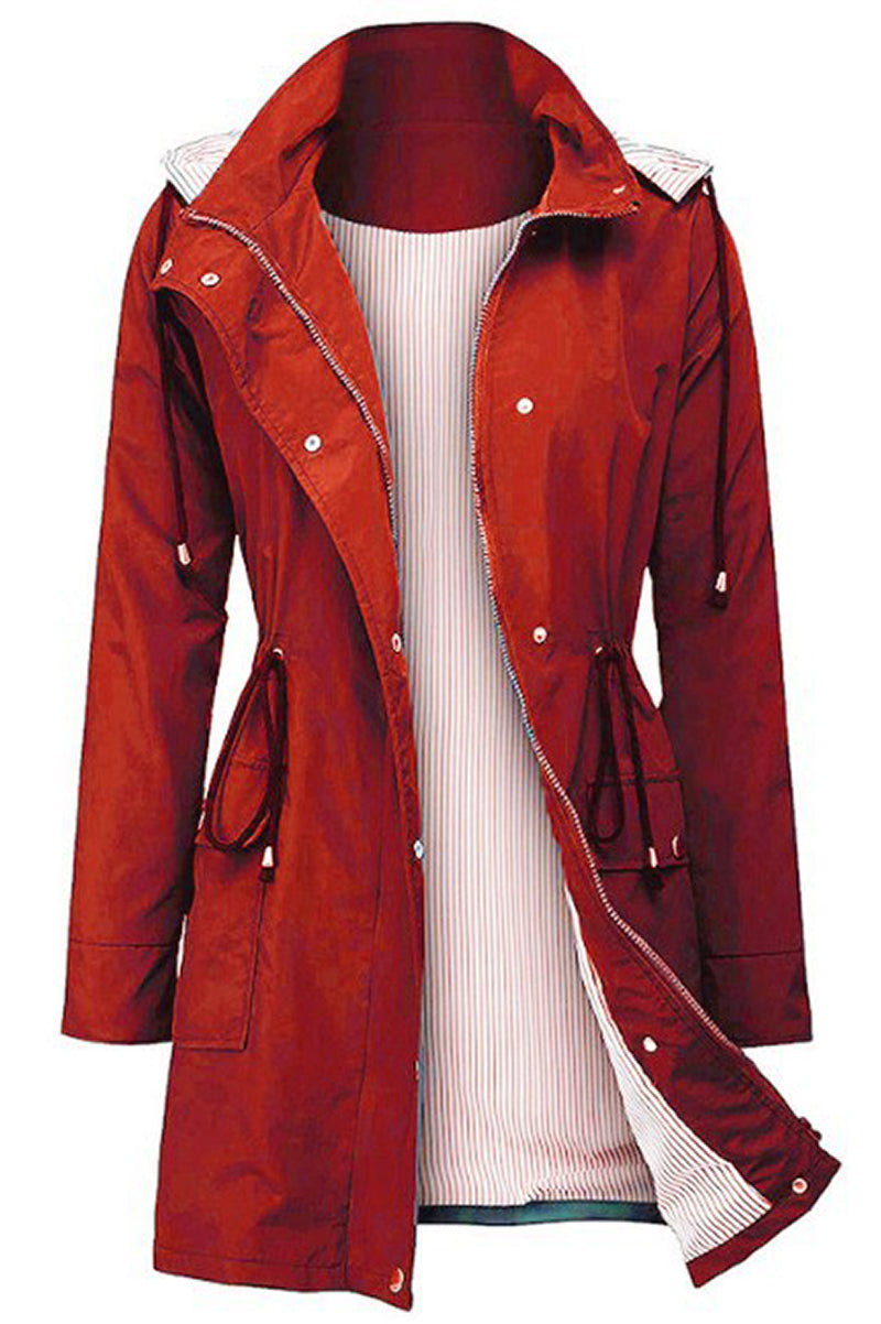 Chaqueta ligera para mujer con capucha y cordón ajustable – TAMIRA LightShield