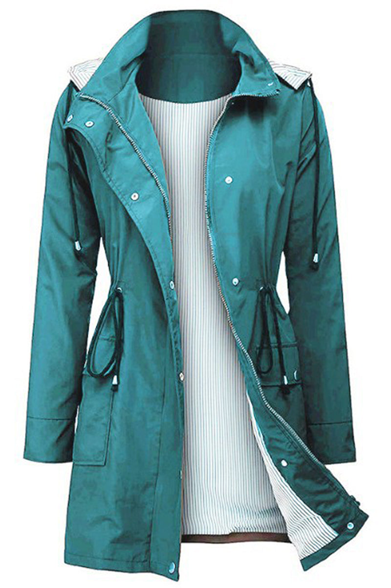 Chaqueta ligera para mujer con capucha y cordón ajustable – TAMIRA LightShield