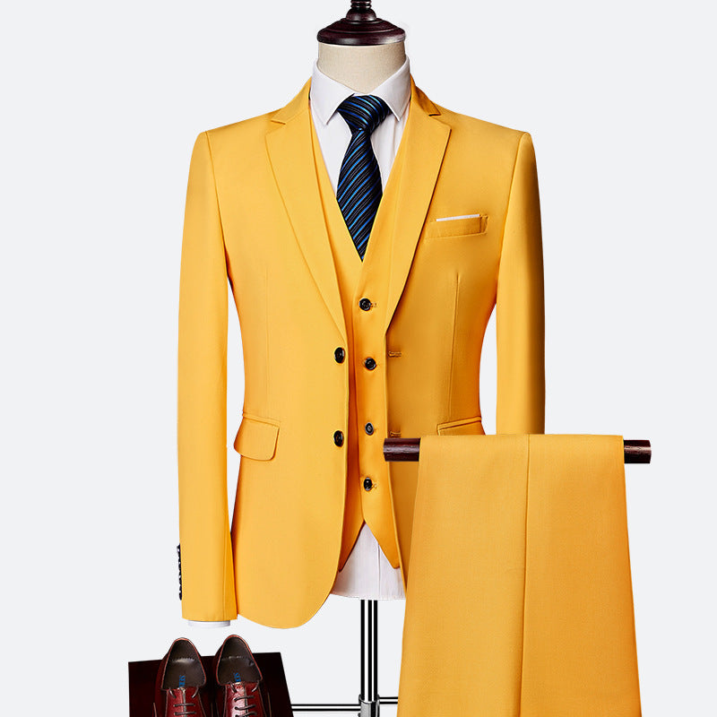 CYPRUS - Traje de tres piezas elegante para hombre