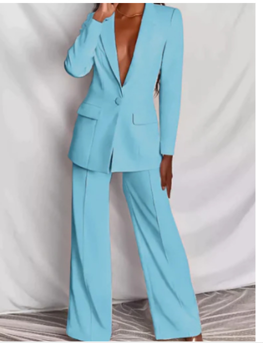 Traje femenino de blazer cruzada y pantalón entallado – VALÉRIA