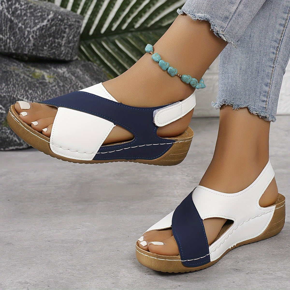 Sandalias cómodas con diseño casual y plantilla acolchada – LAURA