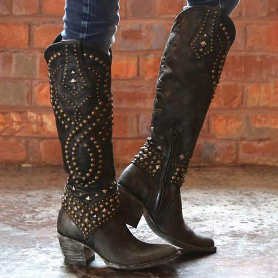 JOAN – Botas con tachuelas metálicas y tacón grueso para mujer