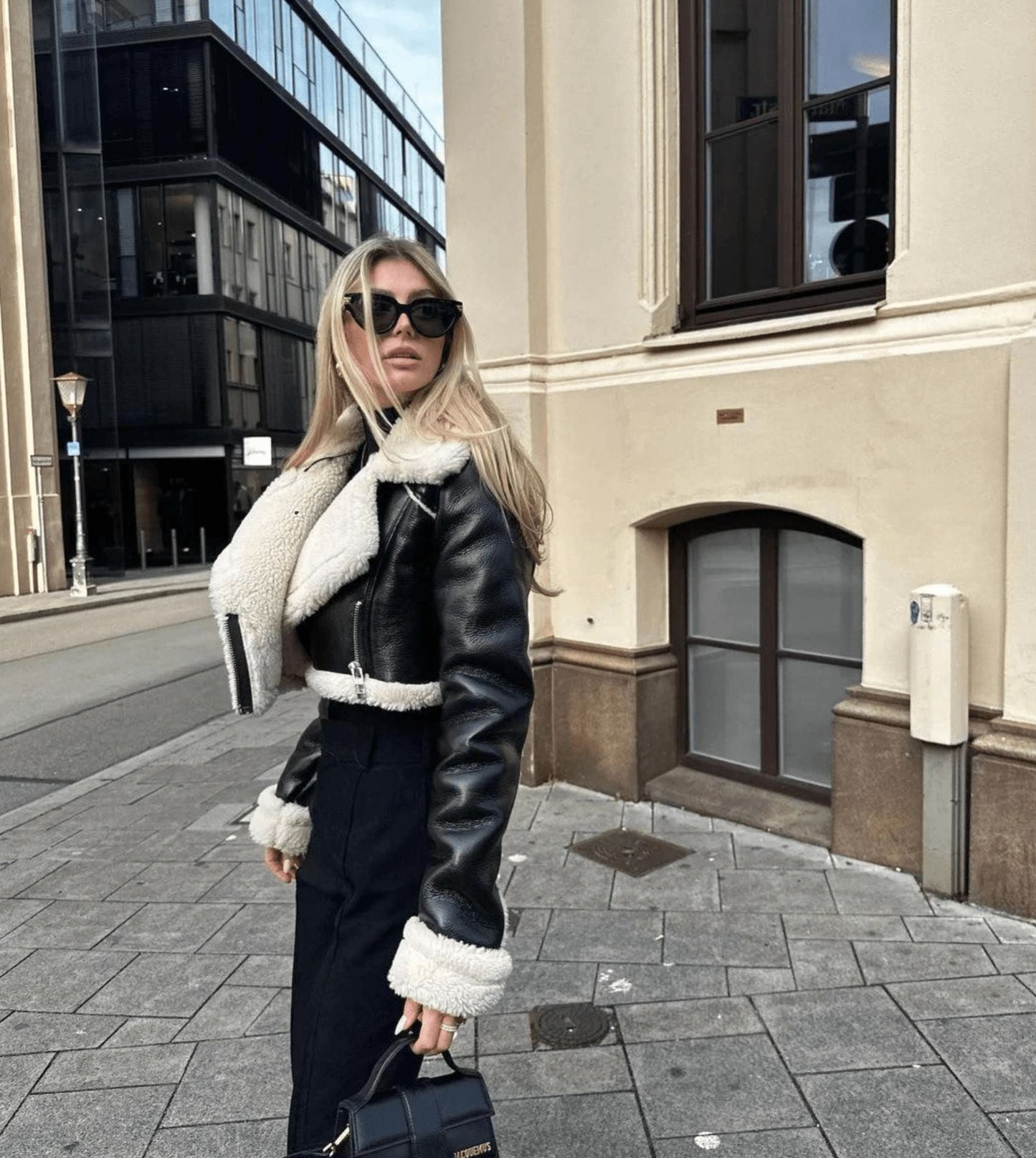 LINDA - Chaqueta de cuero con estilo para mujeres