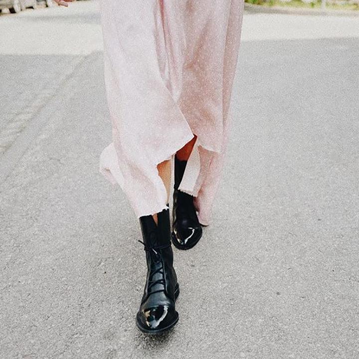 ALMA - Botas de cuero con cordones para mujer