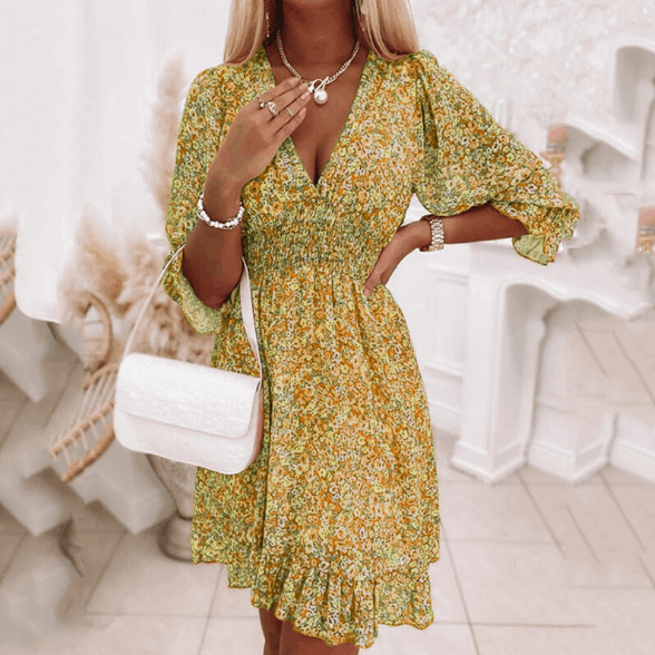 Vestido de verano con estampado floral verde y corte fluido – SIENNA VerdeBloom