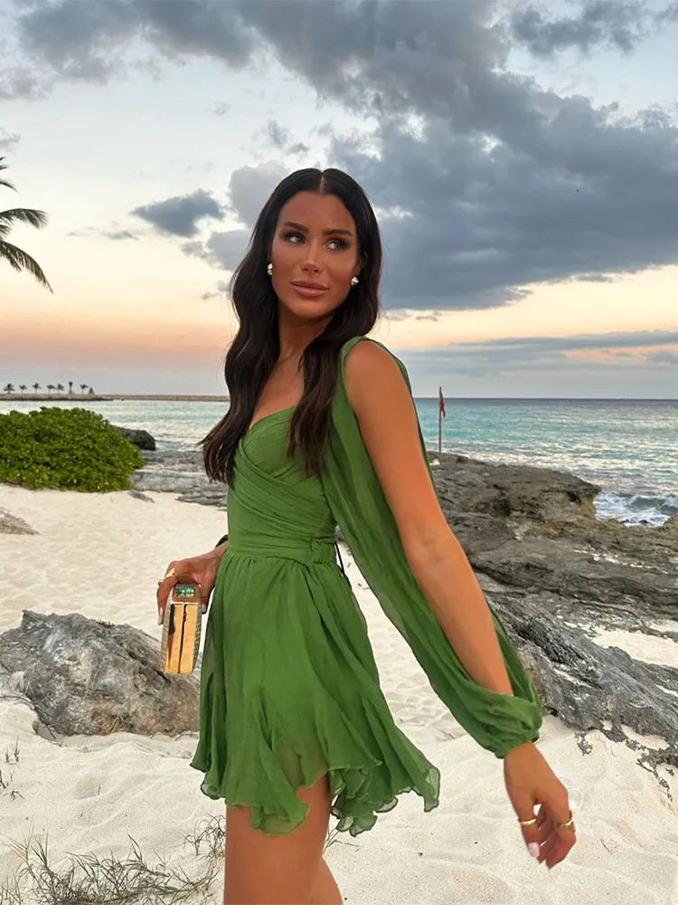 Vestido ajustado de dos piezas con estampado animal y falda mini – SELYA WildGlow