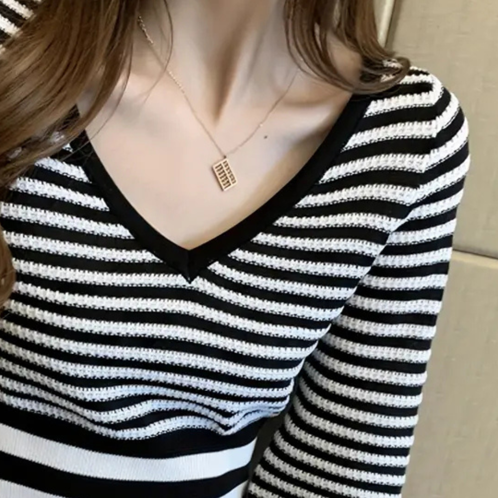 Jersey de punto a rayas con tacto suave y corte relajado – MAELYS Stripe