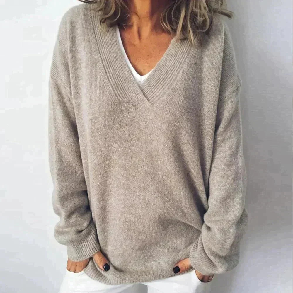 Jersey cálido de punto suave con escote en V – NÉRINA