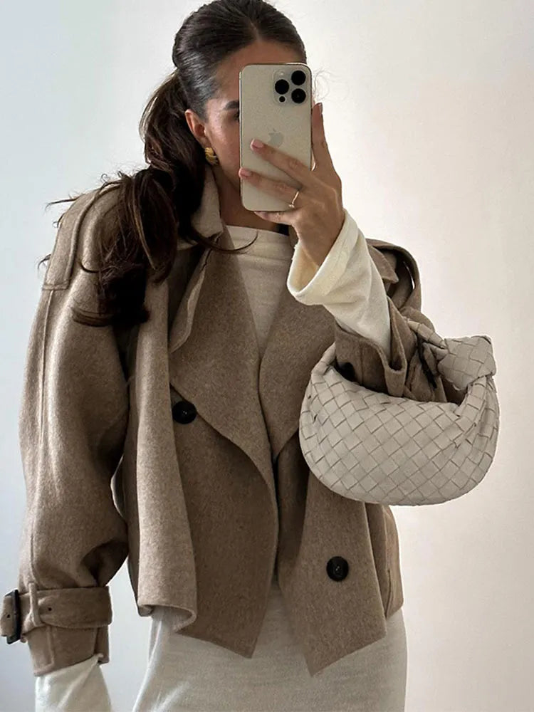 RIA – Chaqueta corta tipo gabardina para mujer