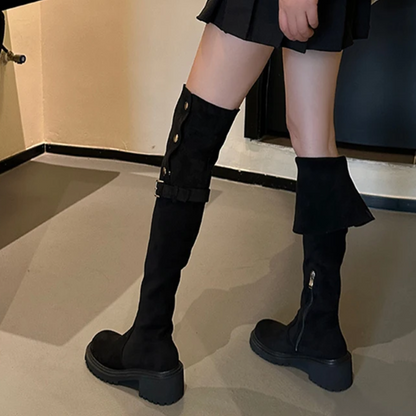 CARLA - Botas altas de terciopelo con botones decorativos