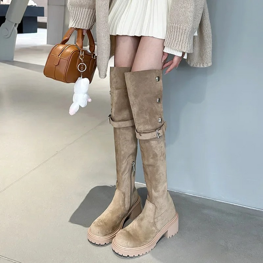 VIOLA - Botas overknee con plataforma y detalles metálicos para mujer