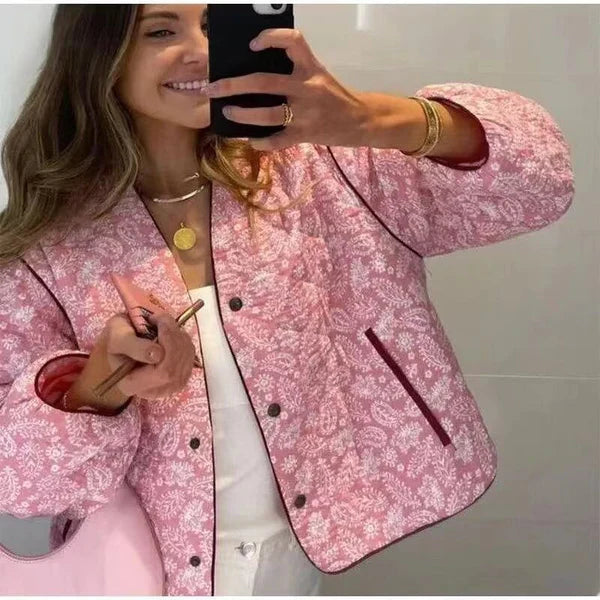 BLOSSOM – Chaqueta acolchada boho para mujer con encaje y estampado en tonos rosados